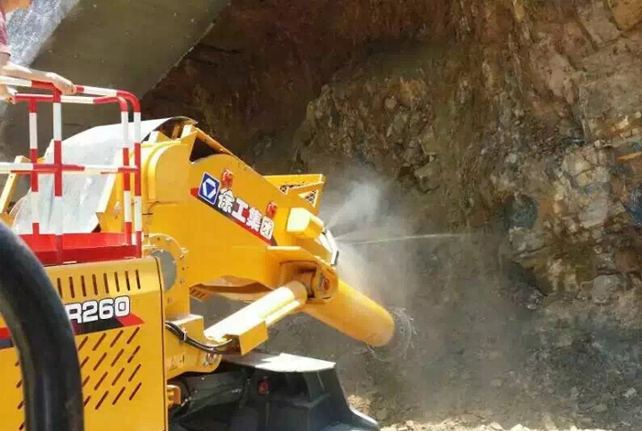 XTR260隧道掘进机在吉林施工