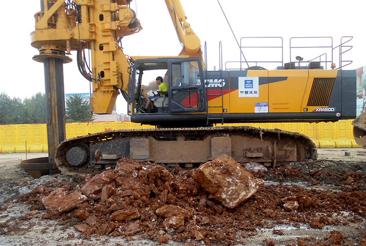 2012年7-9月徐工XR460D旋挖钻机在徐州市“三重一大”项目三环路施工